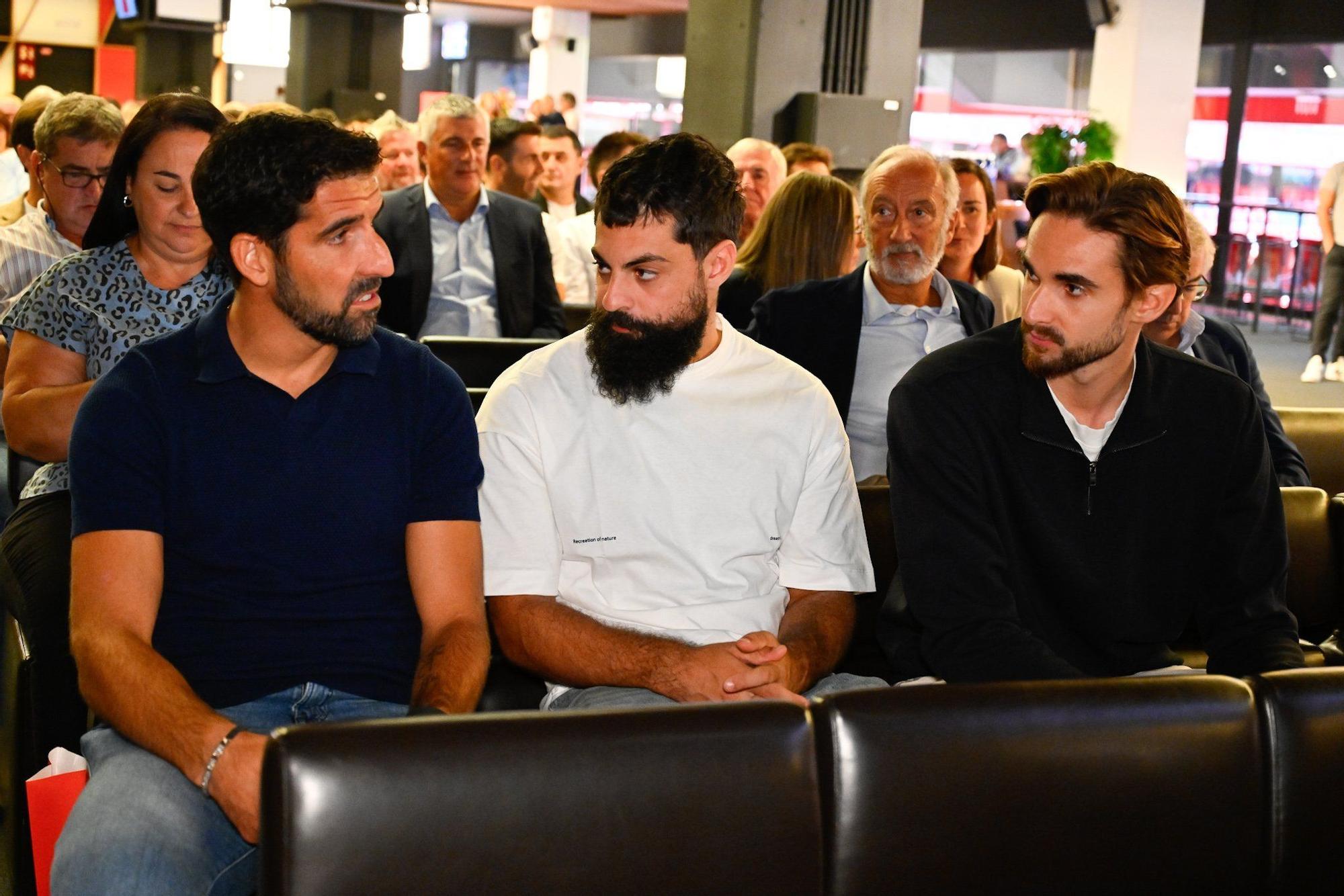 En imágenes: presentación del libro sobre la gabarra