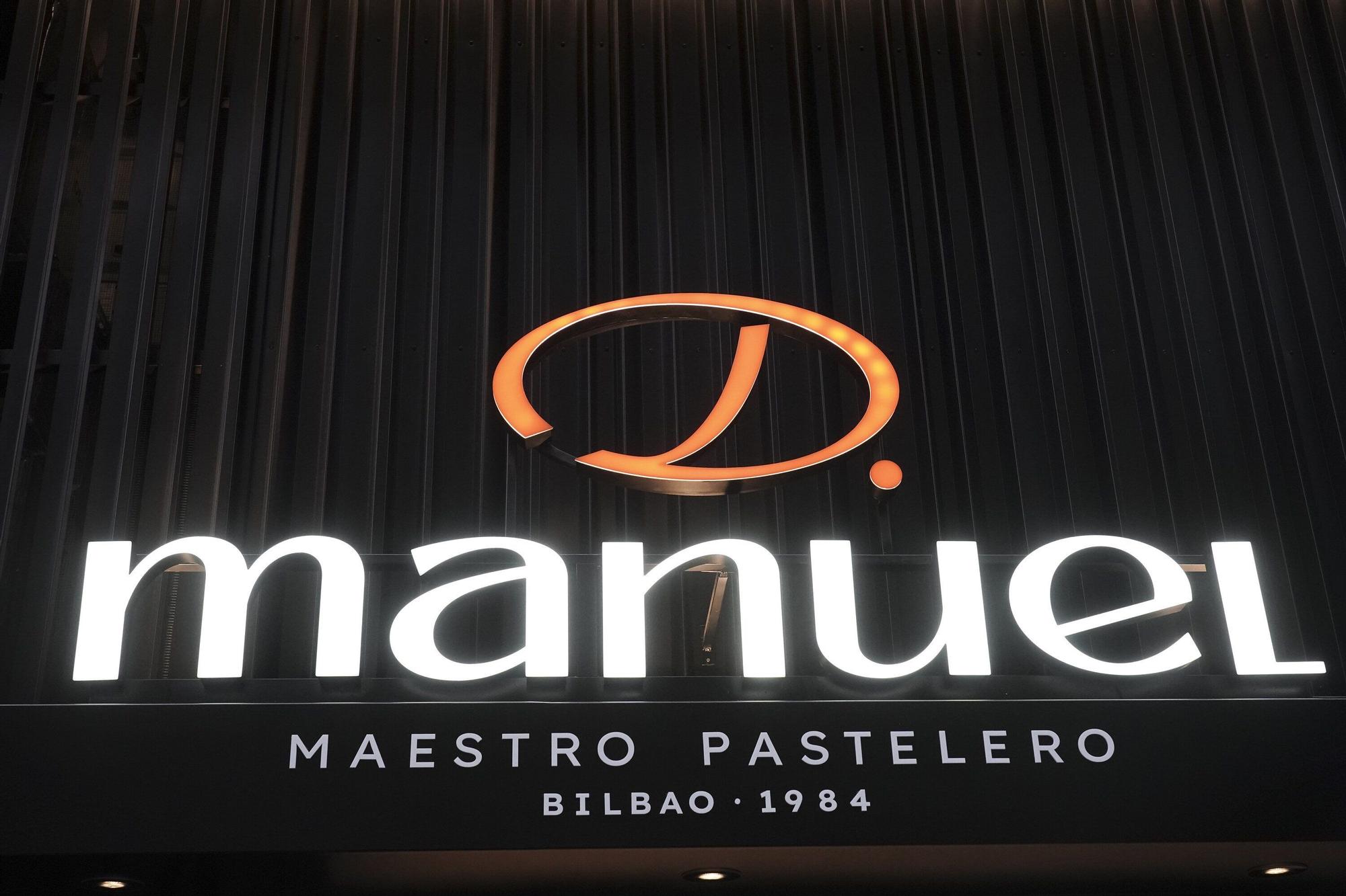 En imágenes: Don Manuel inaugura una nueva pastelería
