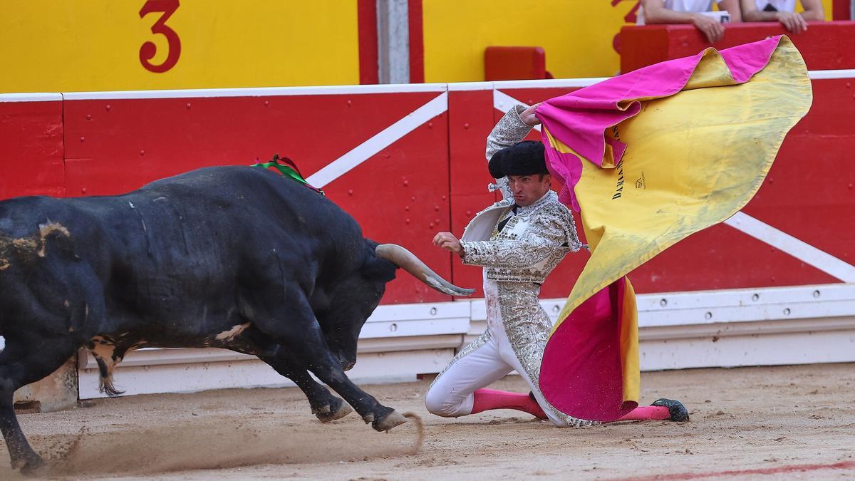 Corrida con los toros de Miura durante los últimos Sanfermines.