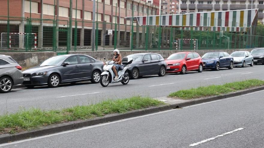 Las motos podrán aparcar a partir de ahora en el paseo de Errondo en los días de partido