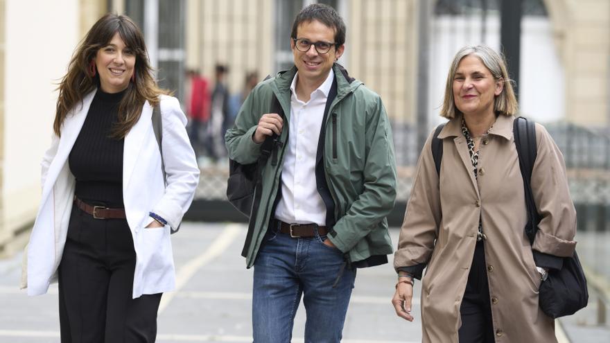 Bildu afila su oposición en el inicio del curso y pide que comparezcan tres consejeros