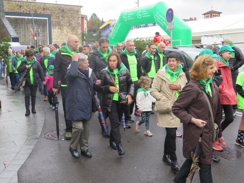 La marcha contra el cáncer de Urretxu y Zumarraga, en imágenes