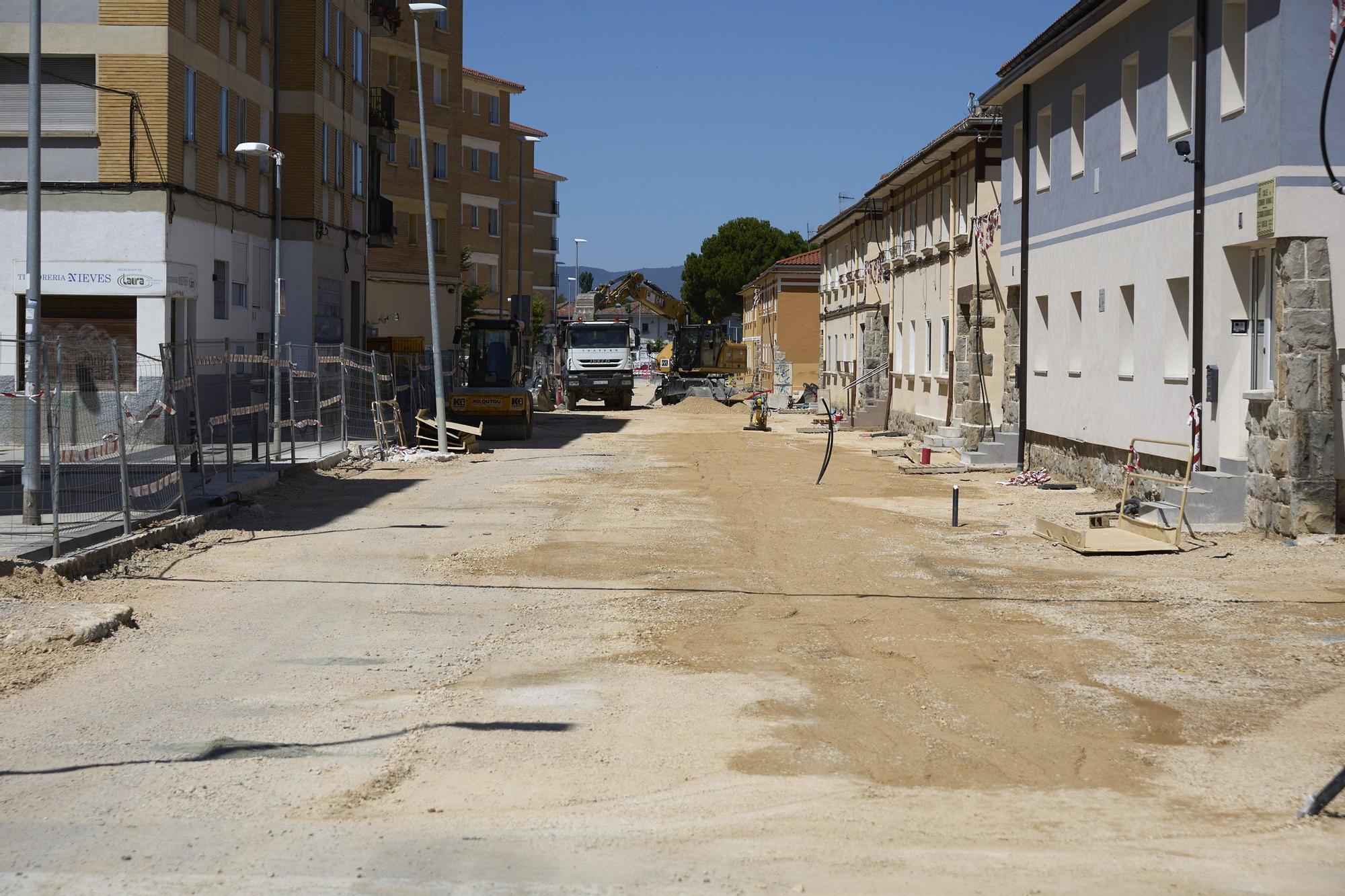 Fotos de las obras en Pamplona, que no descansa ni en verano