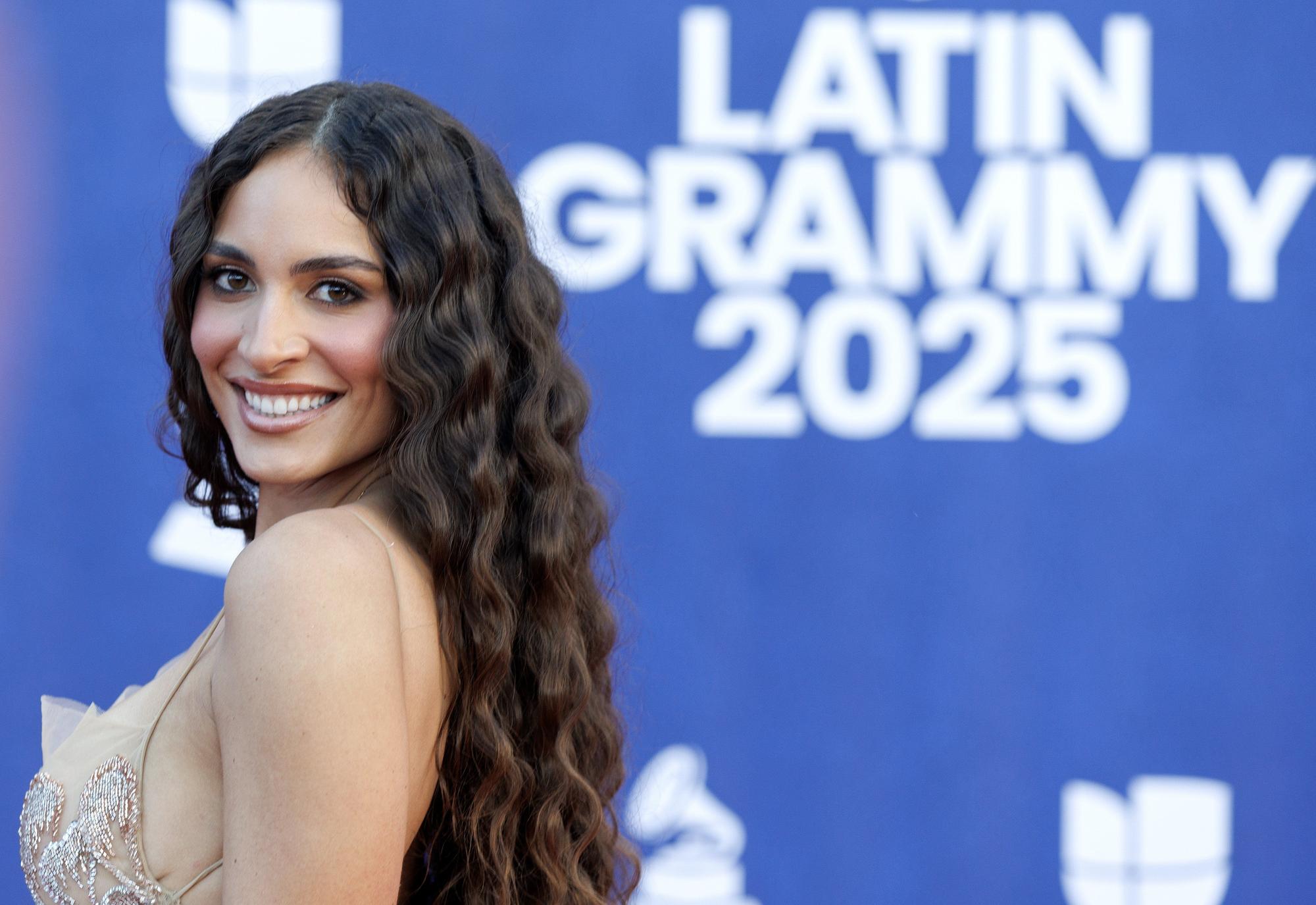 Las mejores fotos de la alfombra roja de los Latin Grammy 2025