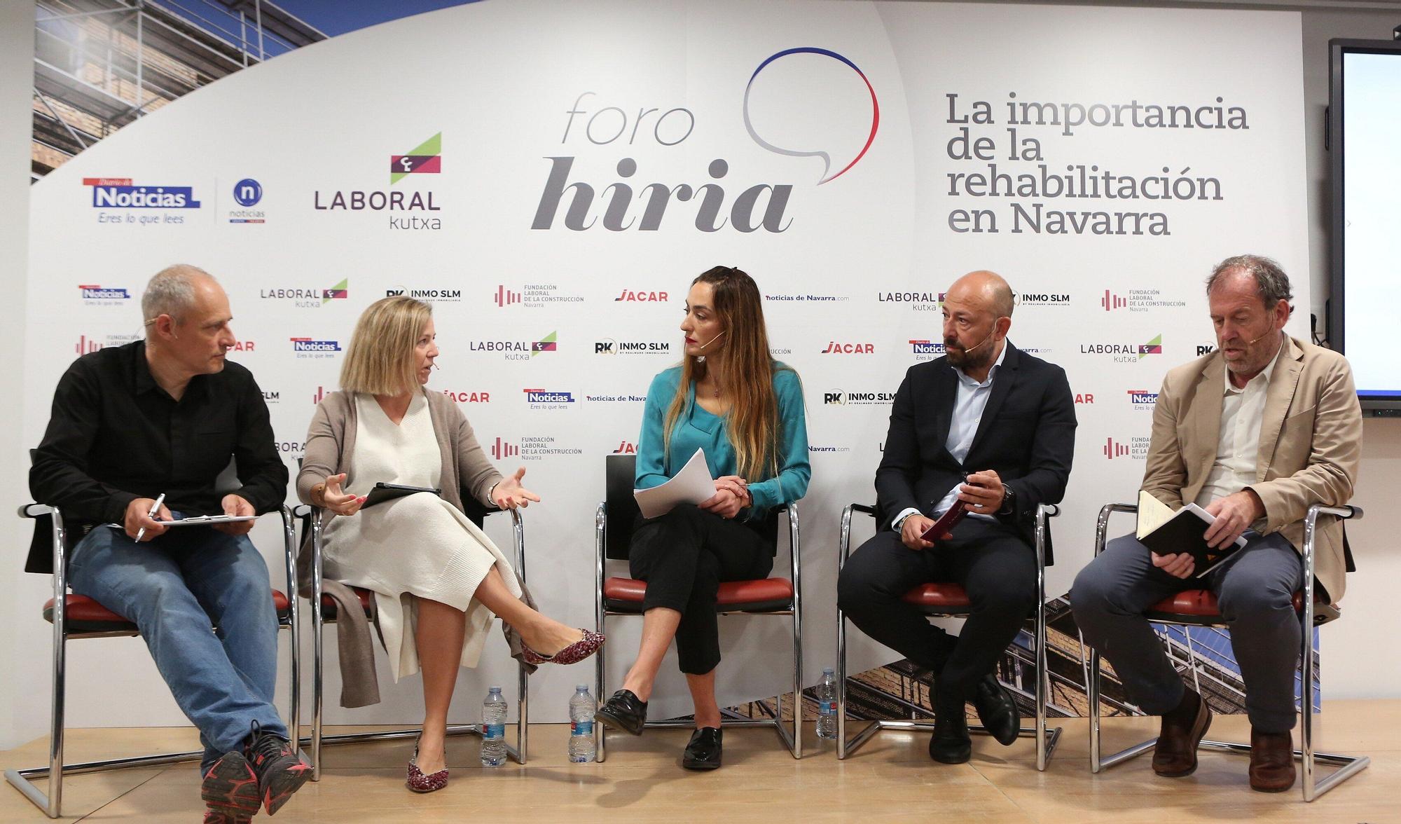 Fotos del Foro Hiria de la rehabilitación en Navarra