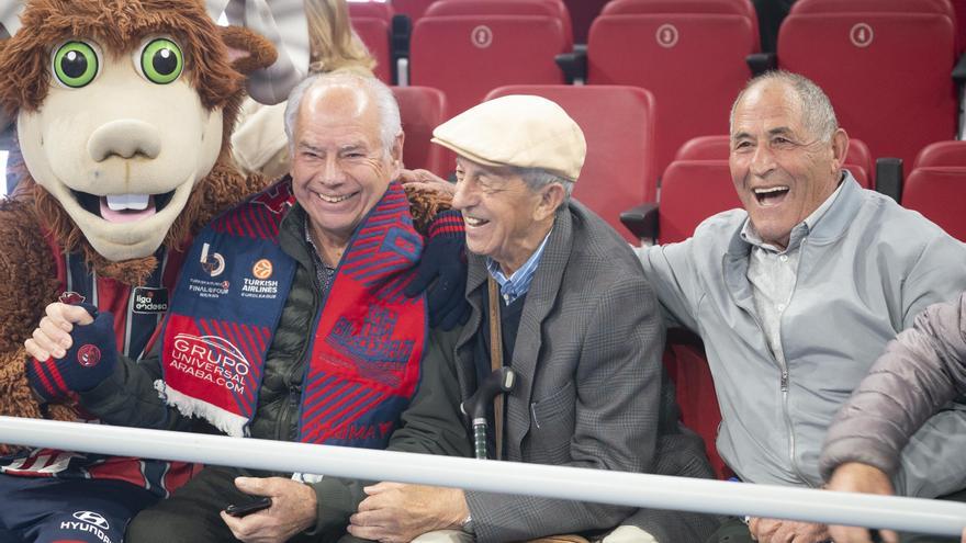 Búscate en las fotos del Kosner Baskonia - Coviran Granada
