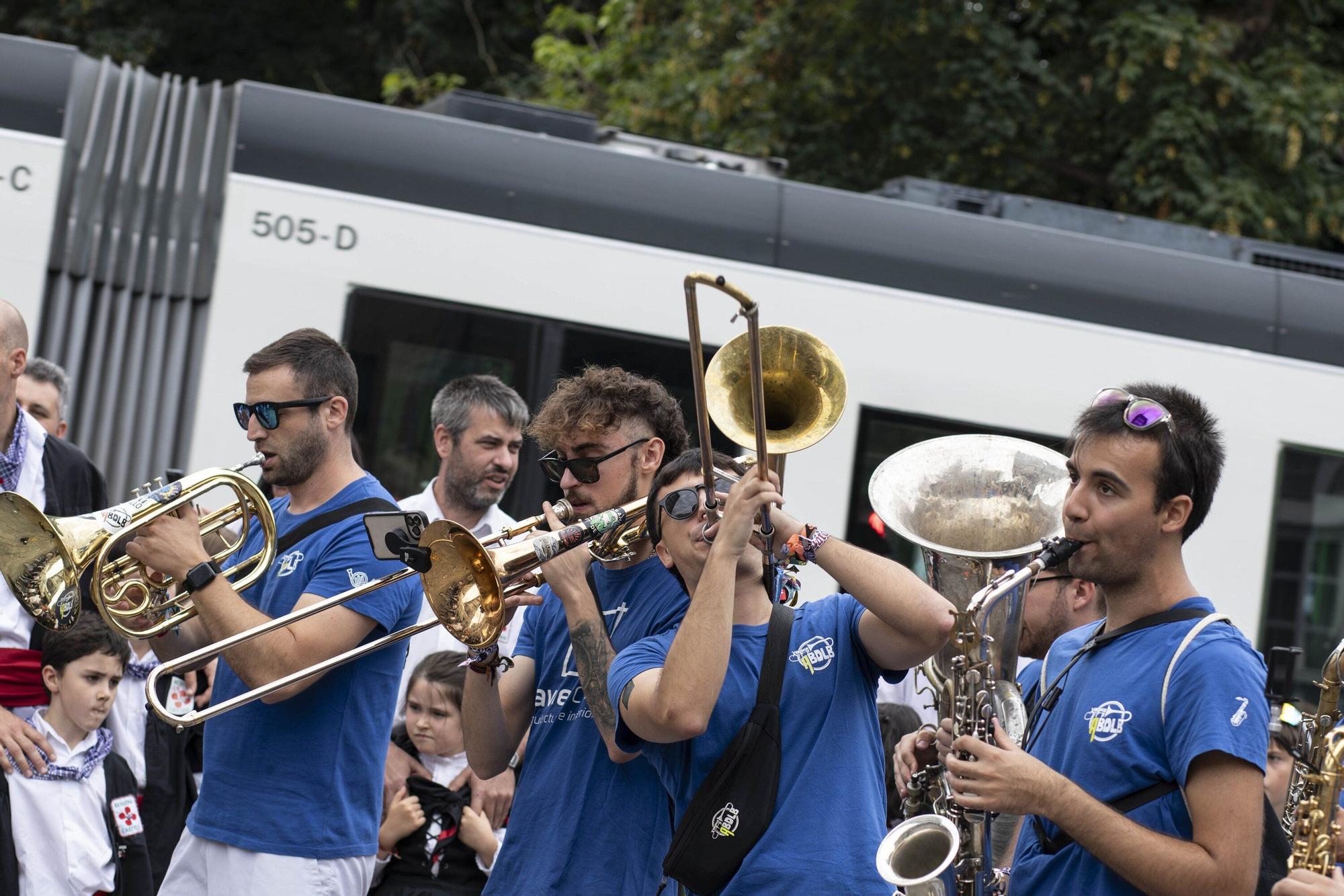 En imágenes: Ambiente en Vitoria el día de la Virgen Blanca