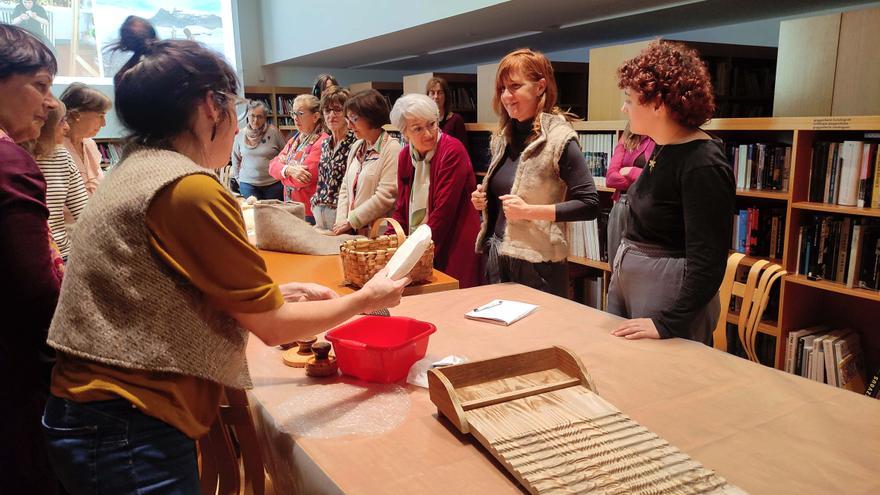 Mutur Beltz envuelve Bilbao con la lana de oveja carranzana