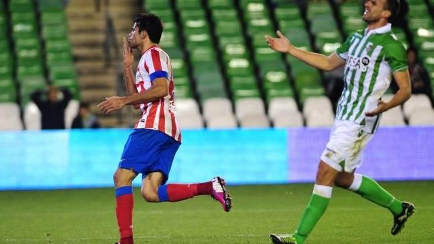 El Atlético, sin Falcao, deja en la cuneta al Betis