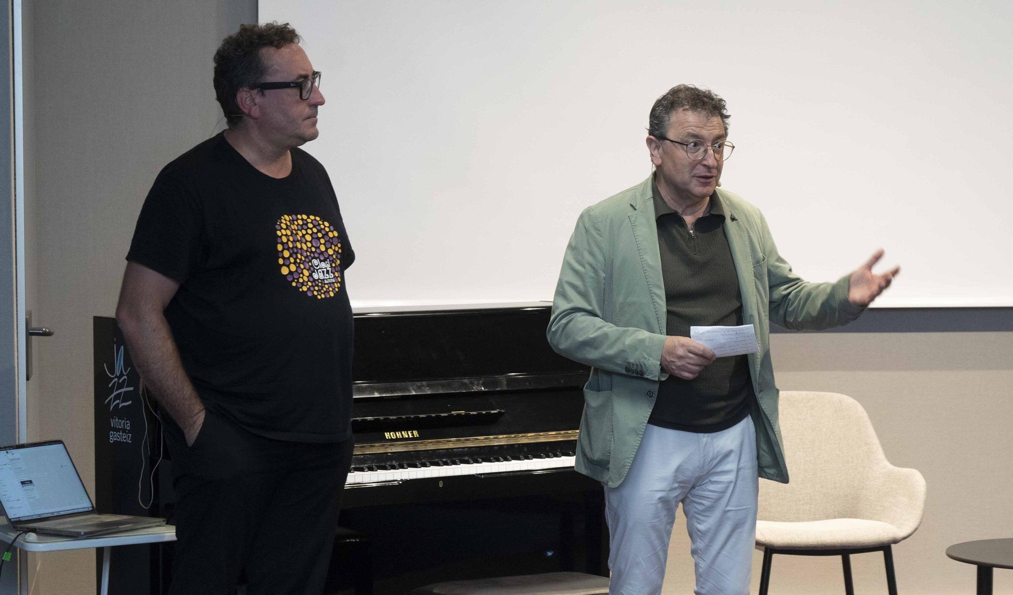 En imágenes: Pablo Mazuecos fue el encargado de dar la segunda conferencia del ciclo Jazz for Innovation by Hibridalab