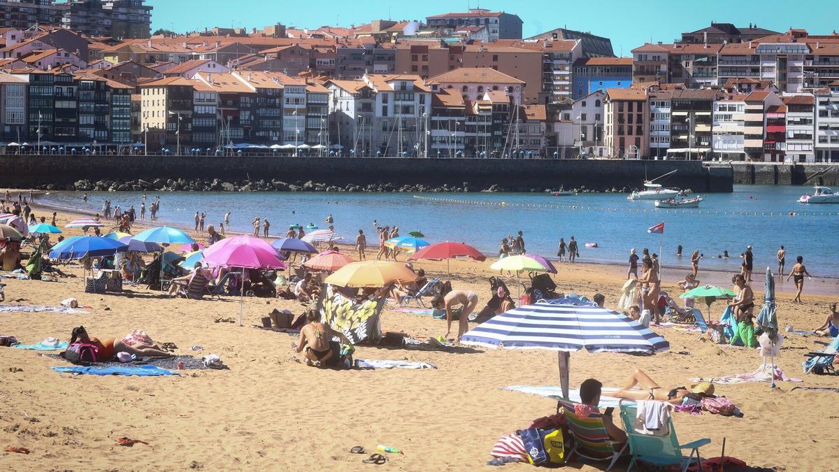 Lekeitio será uno de los municipios cuya playa contará con un punto limpio para los residuos