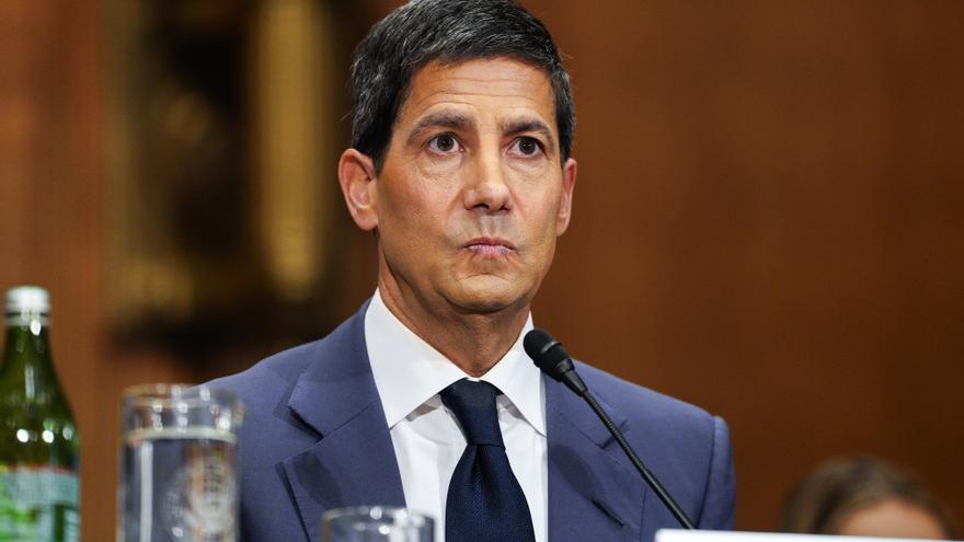 La Reserva Federal mantiene los tipos de interés por unanimidad en la primera reunión de Kevin Warsh