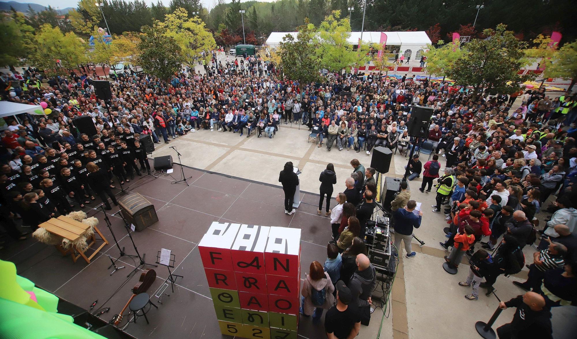 Fotos: Nafarroa Oinez 2025 en la ikastola Paz de Ziganda de Villava - Atarrabia