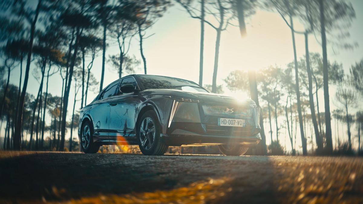 DS nº8: promete una autonomía media homologada de 750 km, pero… ¿la cumple? Según DS, no solo la alcanza, sino que la supera.