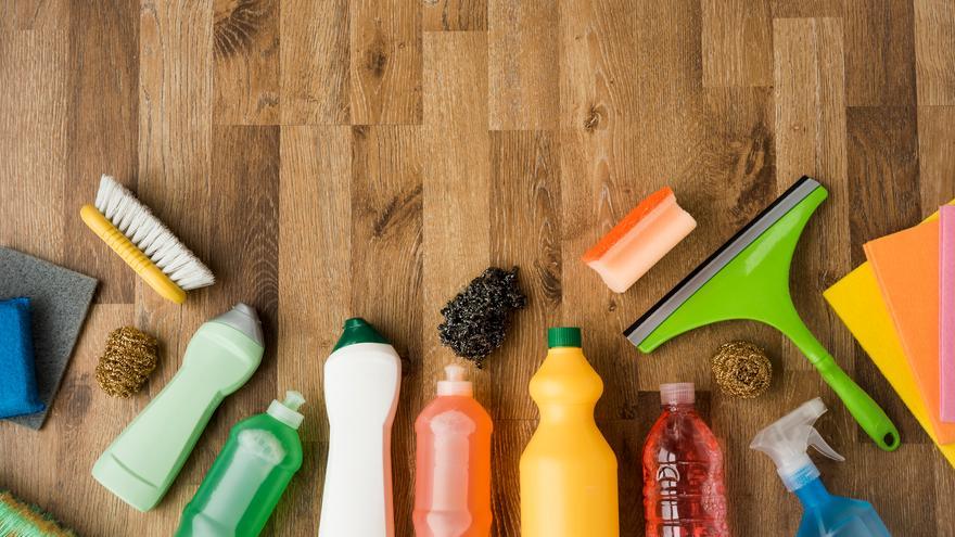 Los 10 errores que hacen que tu casa esté sucia aunque la limpies a fondo