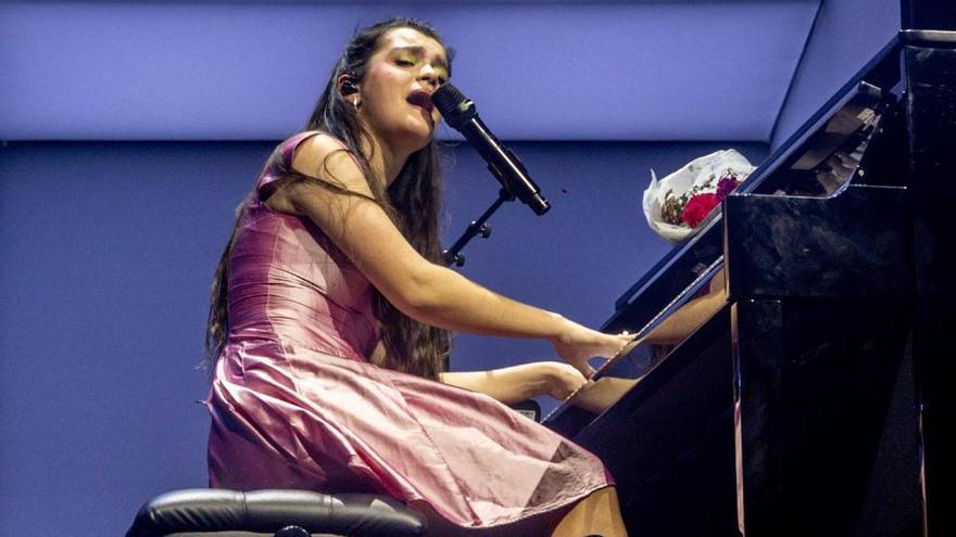 Amaia Romero deslumbra en el Festival de Cannes interpretando 'Volver': "Tremendo talento"