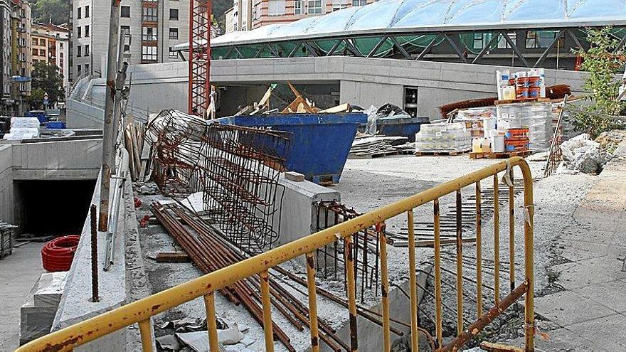 Obras para la construcción del nuevo edificio polivalente de Errebal.