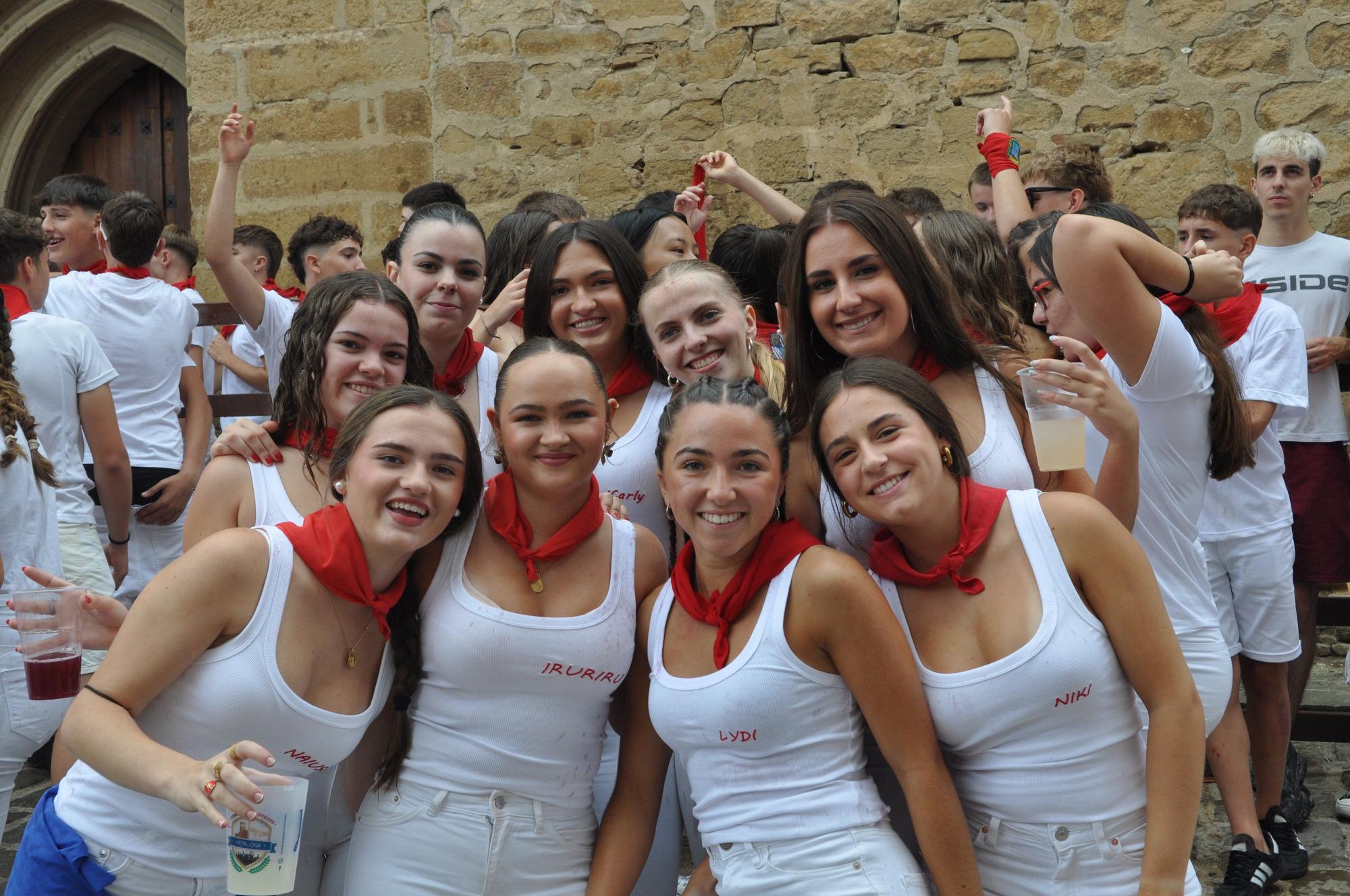 Fotos del cohete de fiestas de Artajona 2025
