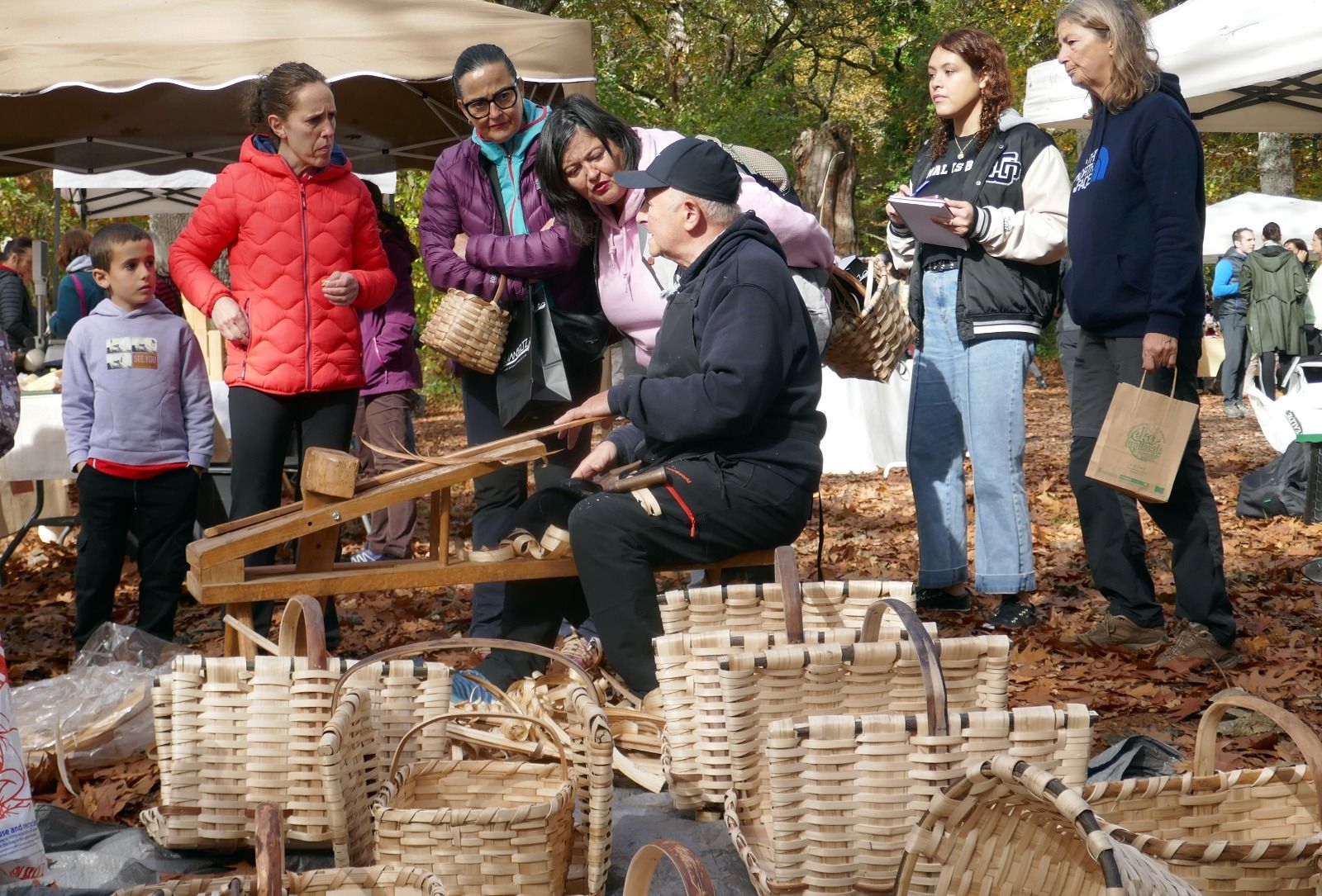 Mañana de castañas en Jauntsarats