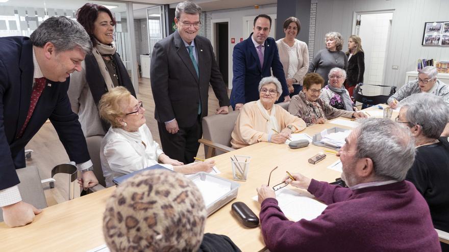 Mujer, mayor de 80 años y con red de apoyo: el perfil de personas atendidas por Aukeragune en 2025
