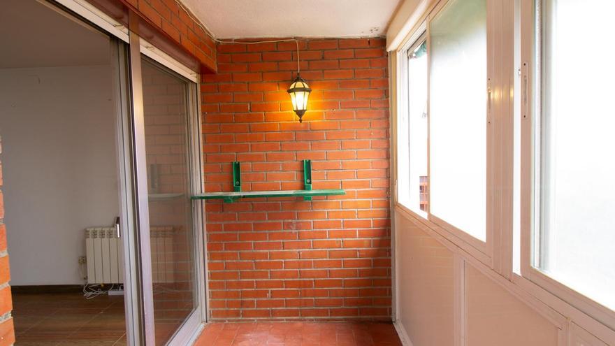 La ocupación ilegal en Navarra migra hacia viviendas de bancos vacías y otros espacios