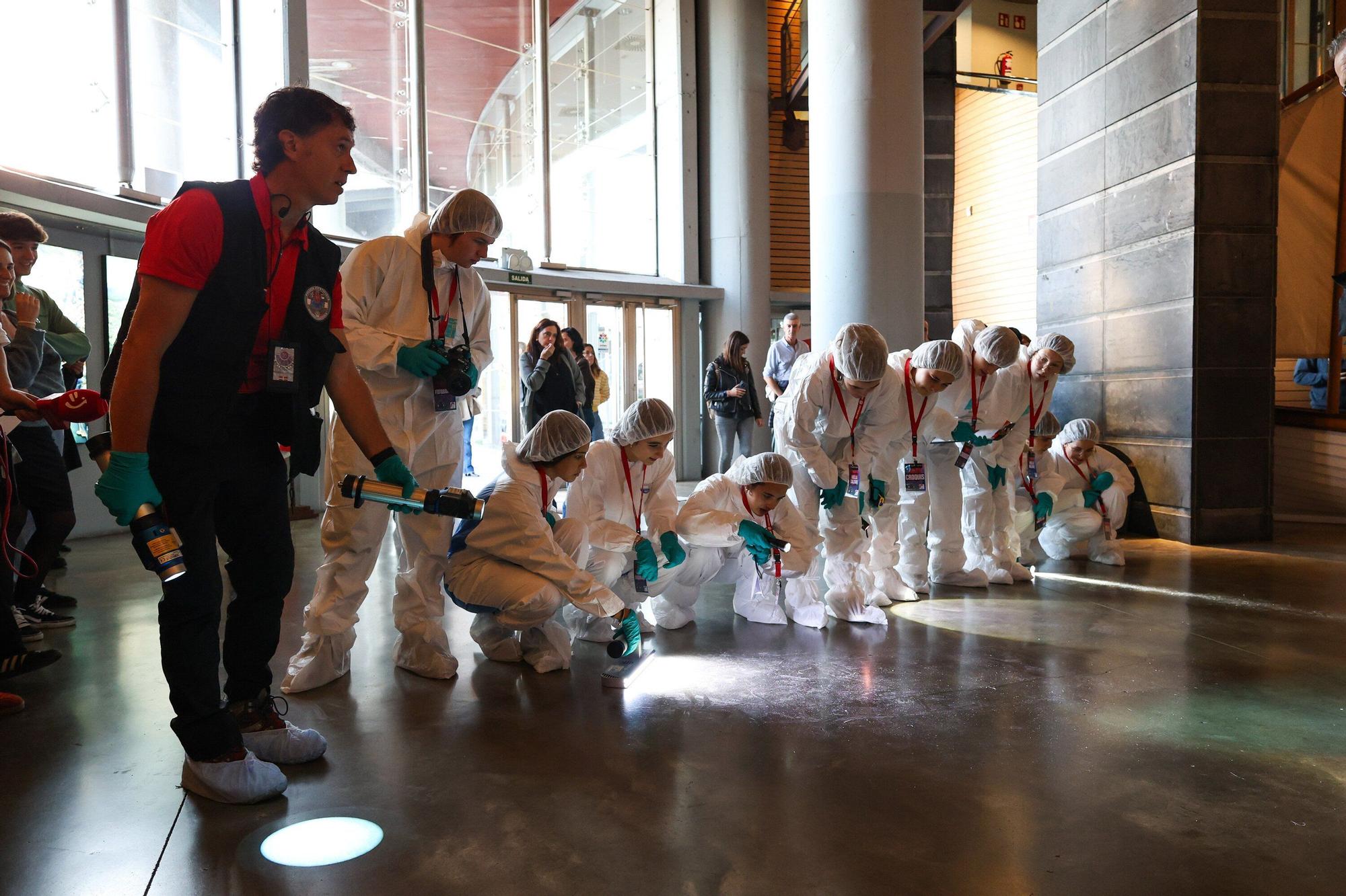 En imágenes: el misterioso robo en el Itsasmuseum de Bilbao que investiga un grupo de estudiantes