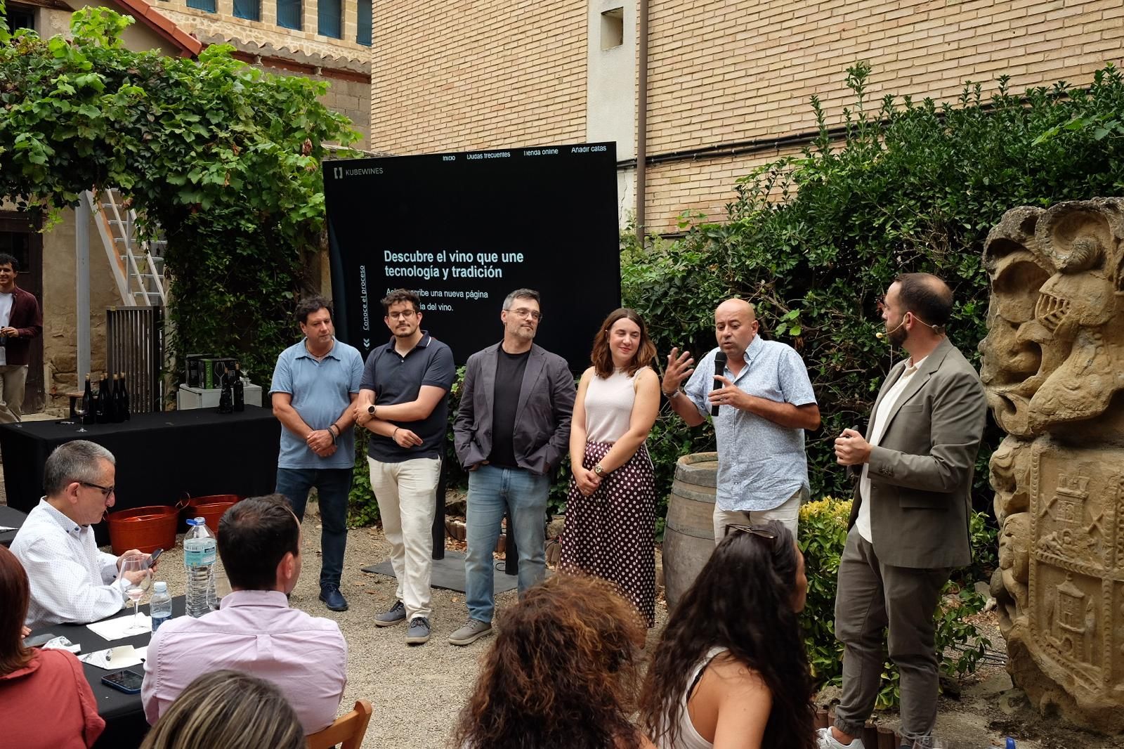 Presentacion de KUBE, el vino de Rioja Alavesa que une tradición e inteligencia artificial