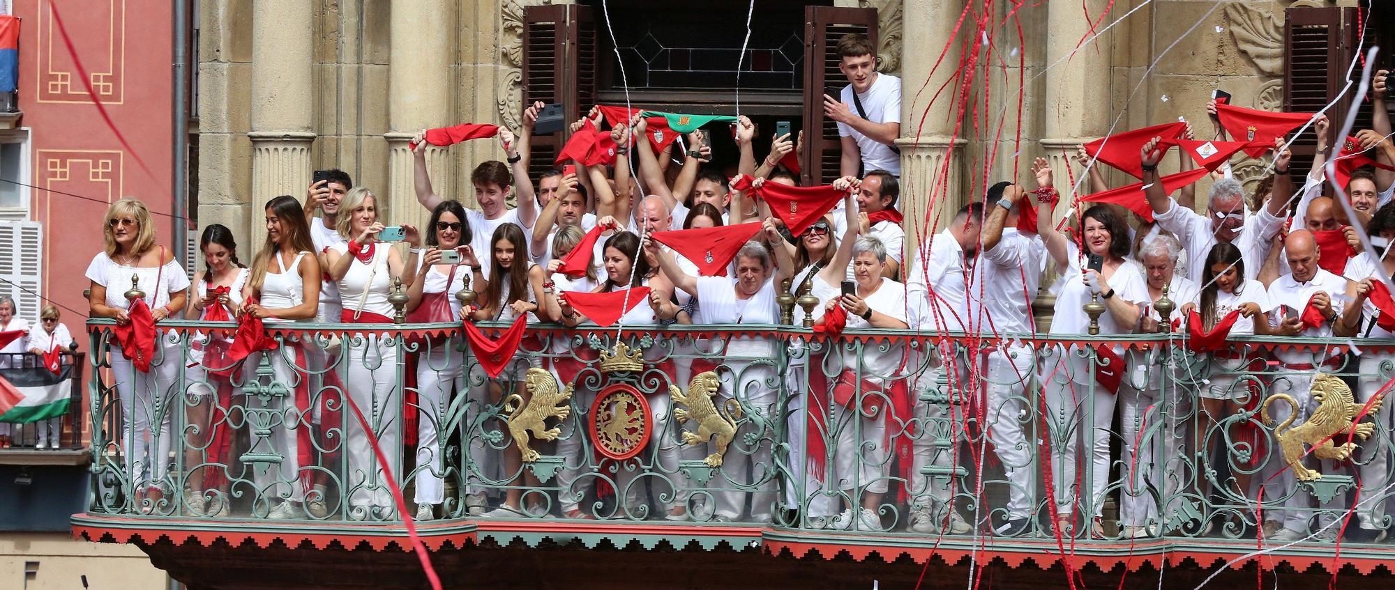 Fotos del  Chupinazo de San Fermín 2025 en Pamplona: ¡La fiesta más internacional se enciende con un grito solidario por Palestina!