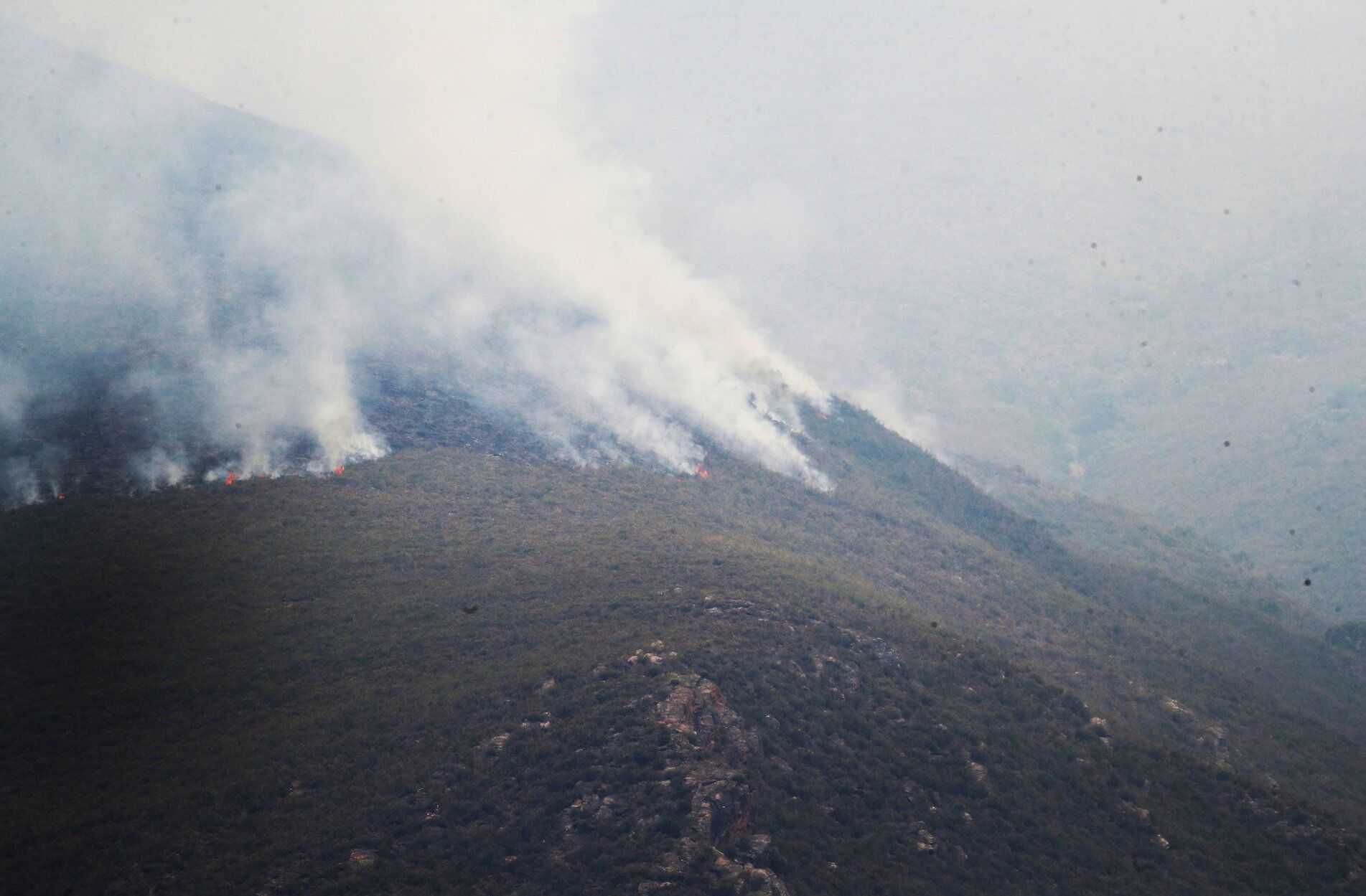 Las Médulas, arrasadas por el fuego: un paisaje desolador