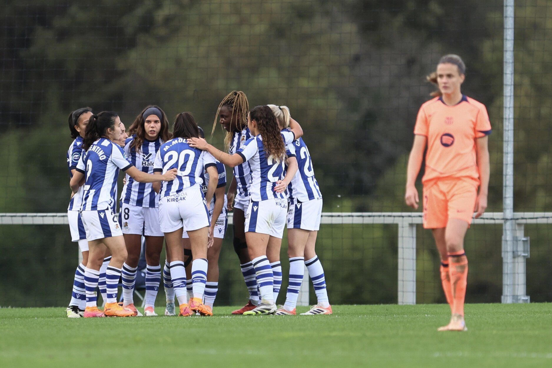 Las mejores imágenes del partido de la Real frente al Barcelona de la Liga F