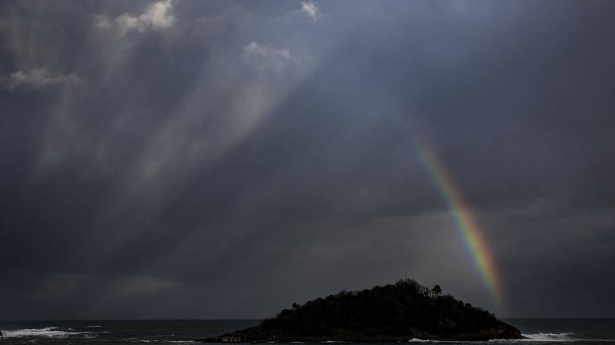 Borrasca Goretti: el temporal deja una noche de truenos, rayos y lluvia en Gipuzkoa