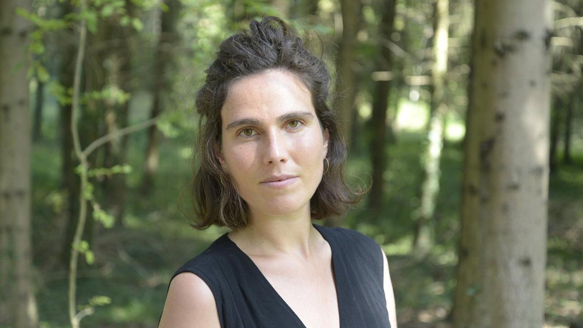 Lur Olaizola, cineasta y coordinadora del programa audiovisual de Tabakalera