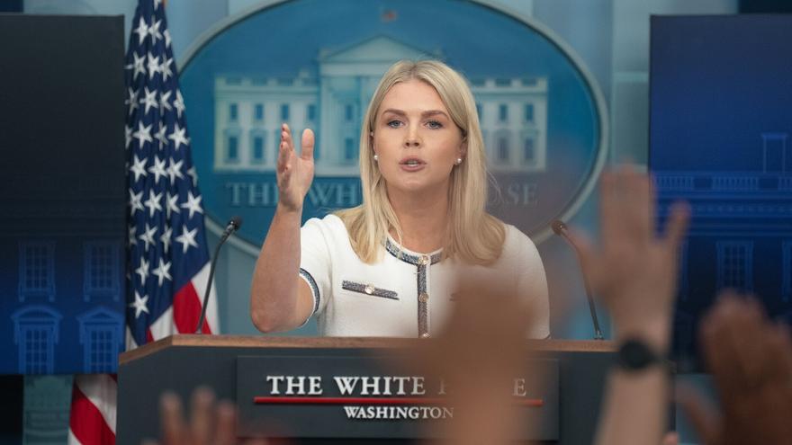 Agentes de inmigración detienen a una familiar de la jefa de prensa de la Casa Blanca