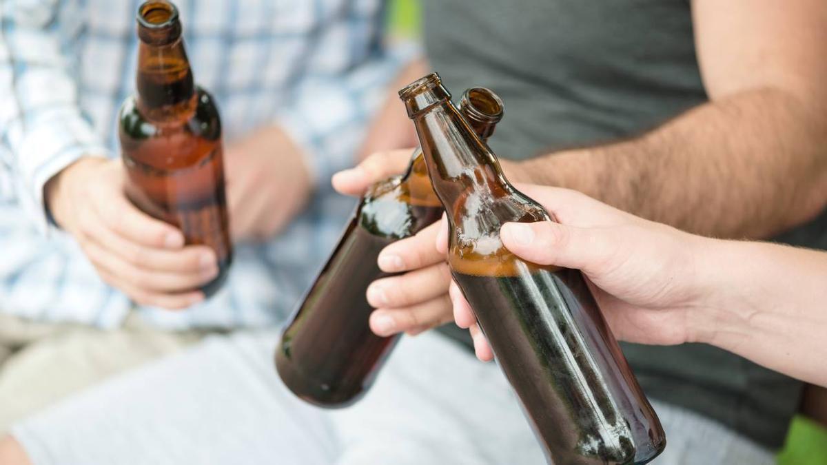 Un bioquímico explica cómo hacerle frente a los síntomas de la resaca
