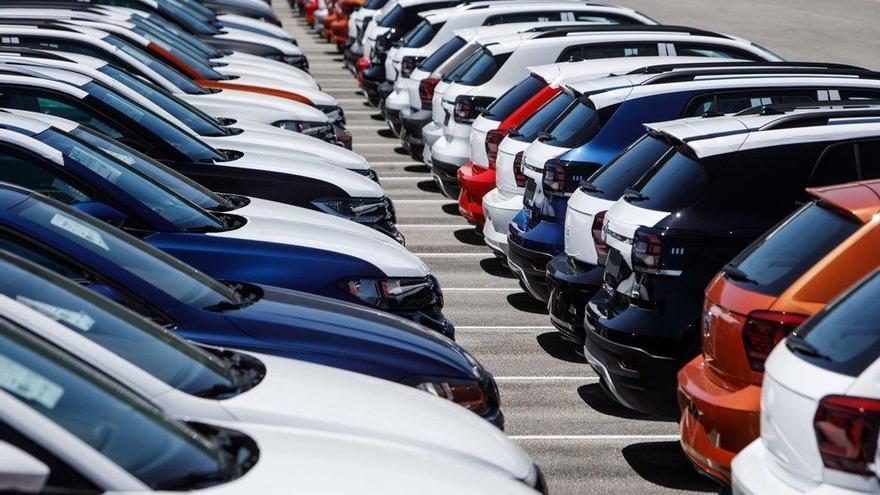 Meses de retraso en Navarra: si compras un coche, que el contrato recoja la fecha de entrega
