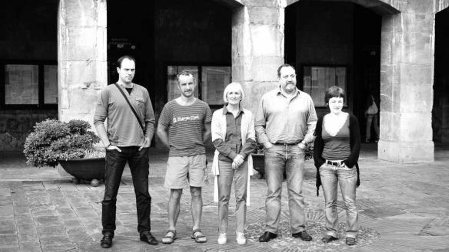Aitor Sarasola, Joxean Irazu, Maixabel Arrieta, Periko Peñagarikano y Eneritz Maiz.