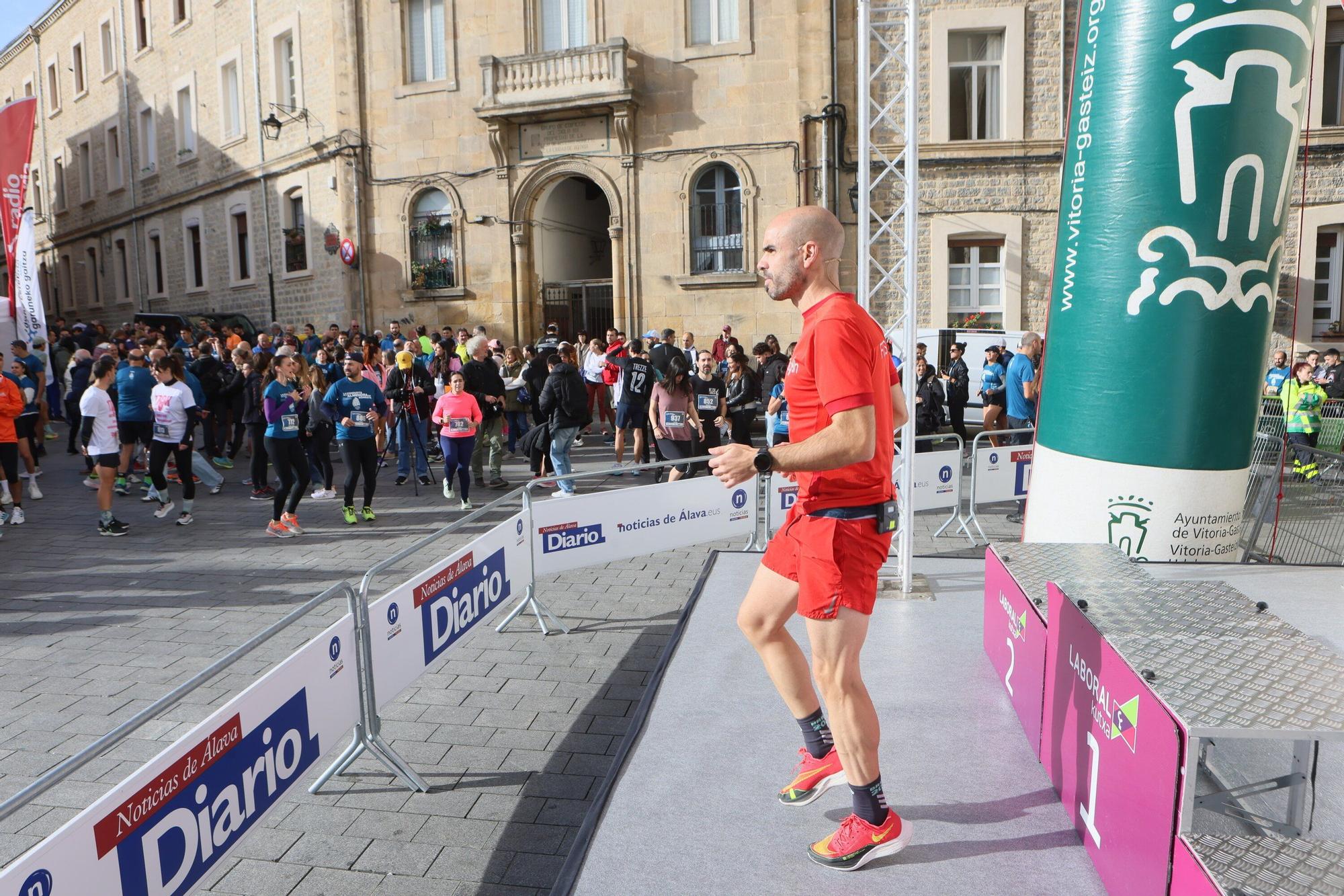 En imágenes: Buen tiempo y buen ambiente en la Conquista de la Almendra (¡Búscate en las fotos!)