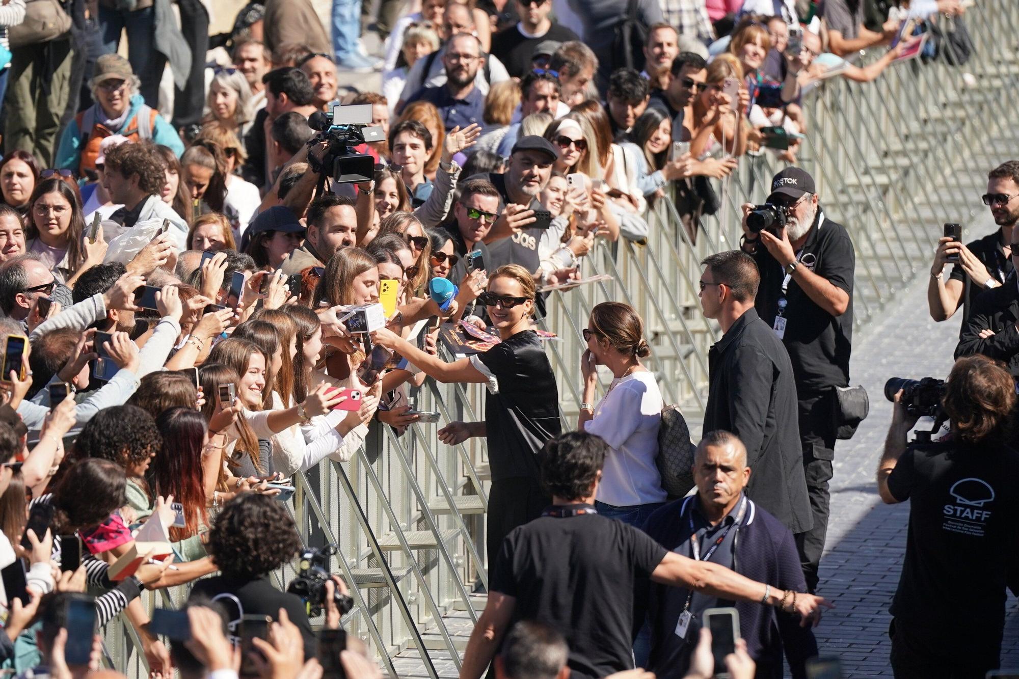 En imágenes: Jennifer Lawrence encandila en Donostia