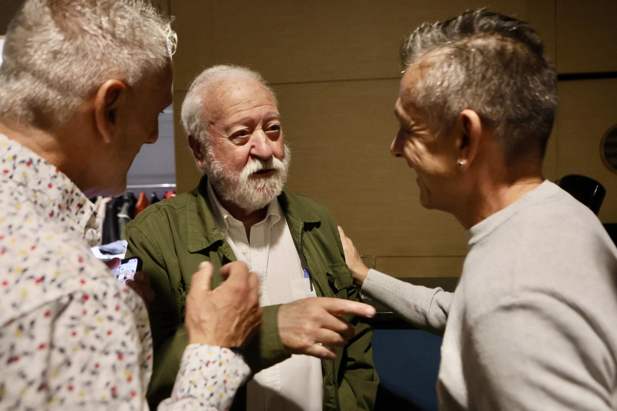 En imágenes: Homenaje al histórico entrenador de atletismo alavés Víctor Clemente