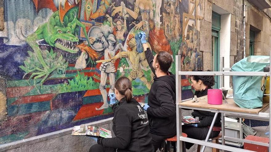 Bilbao restaura el mural vandalizado con un grafiti en el Casco Viejo