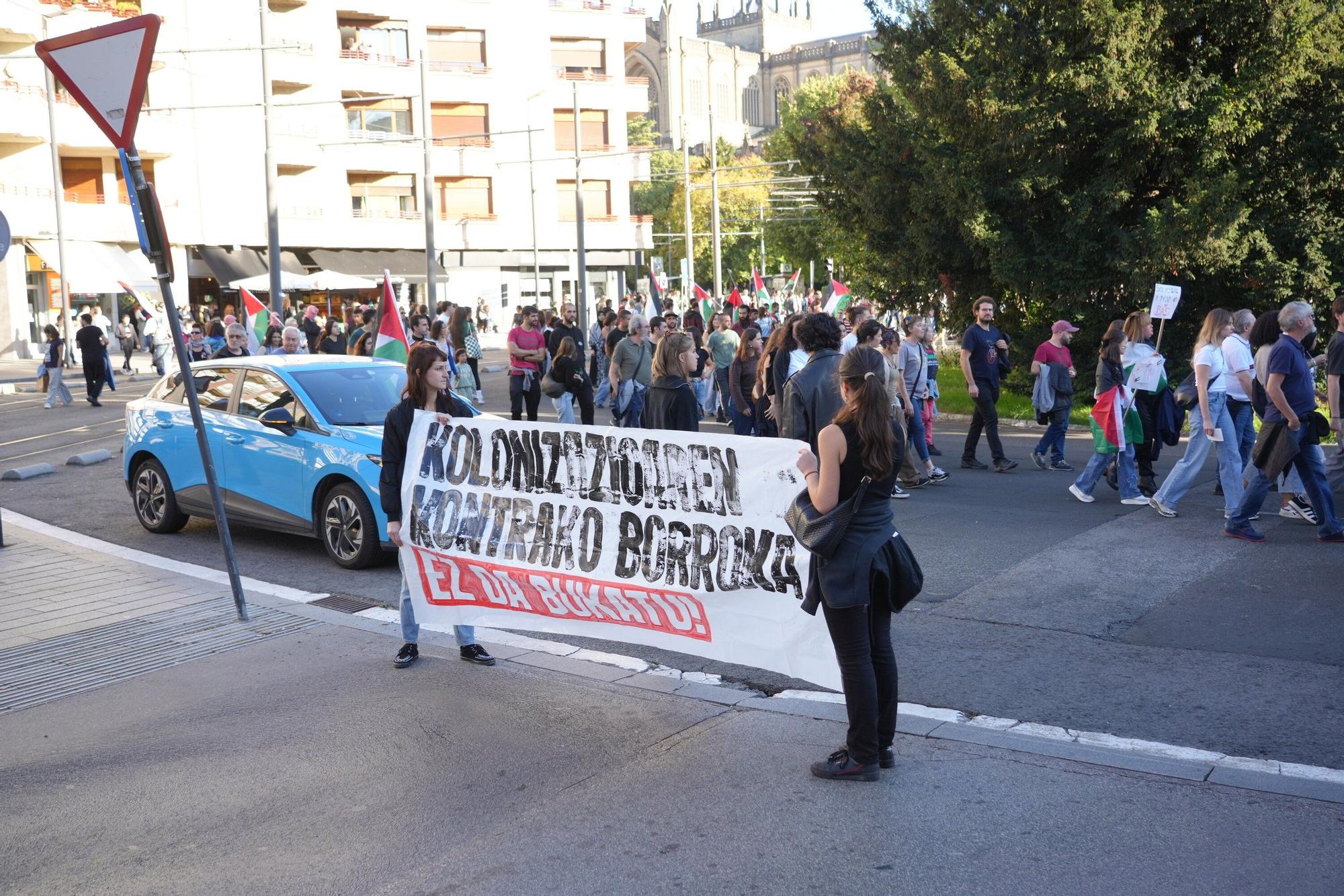 Manifestación en favor del pueblo de Gaza en Vitoria