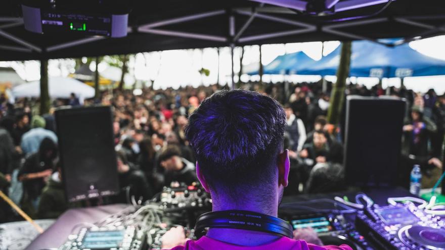 Infinity Clubbing, un colectivo que crece al ritmo del 'tech house'