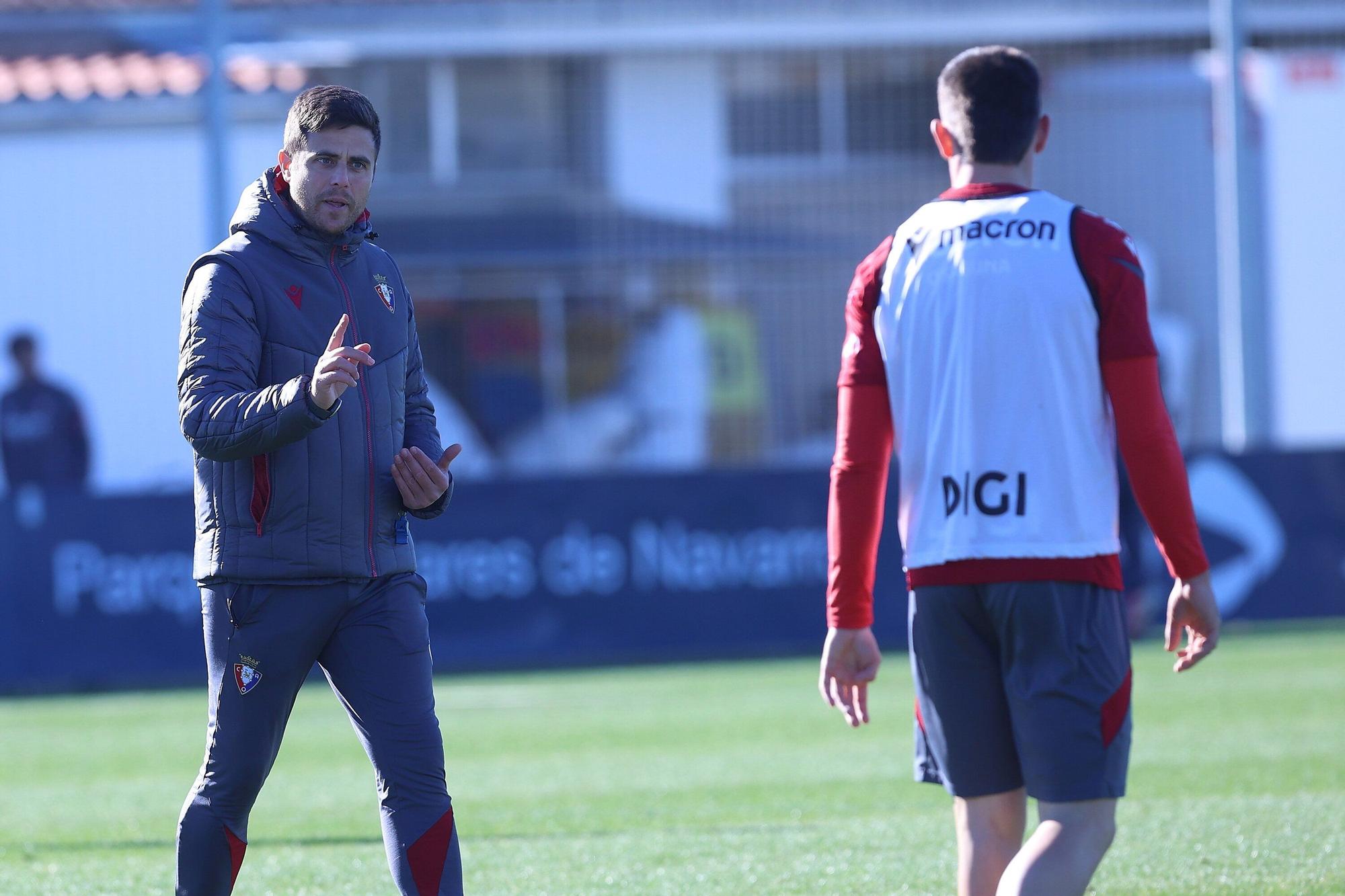 Fotos del entrenamiento de Osasuna (martes 18 de noviembre)