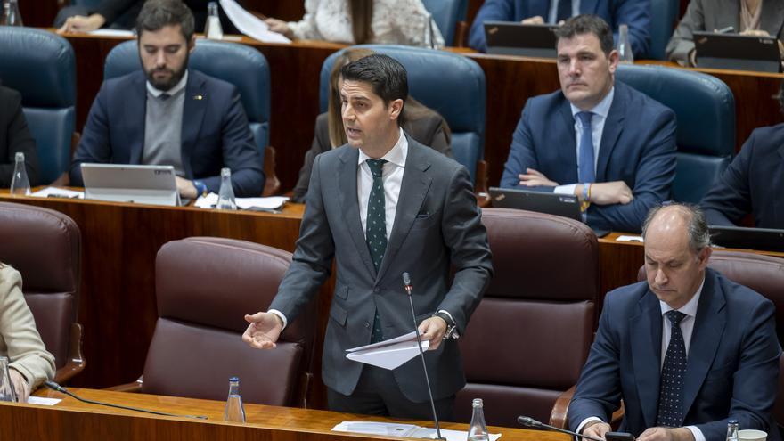 Ayuso cesa al consejero de Educación madrileño Emilio Viciana y nombra en su lugar a Mercedes Zarzalejo