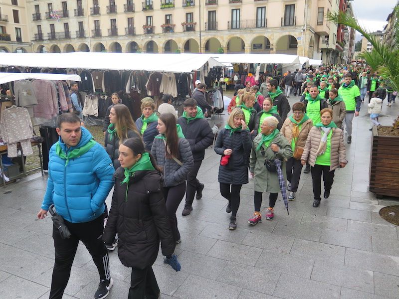 La marcha contra el cáncer de Urretxu y Zumarraga, en imágenes