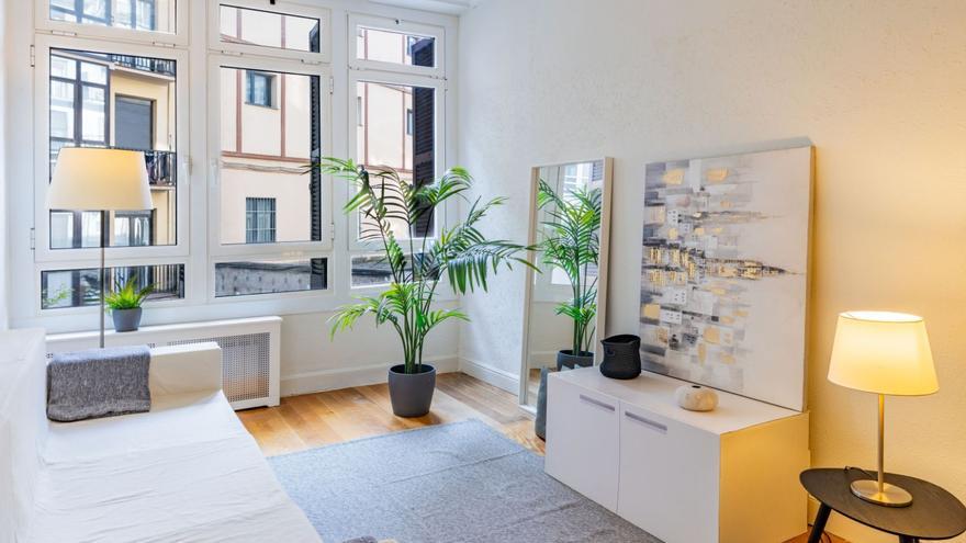 Oportunidad de inversión: piso de ensueño en zona romántica de Donostia