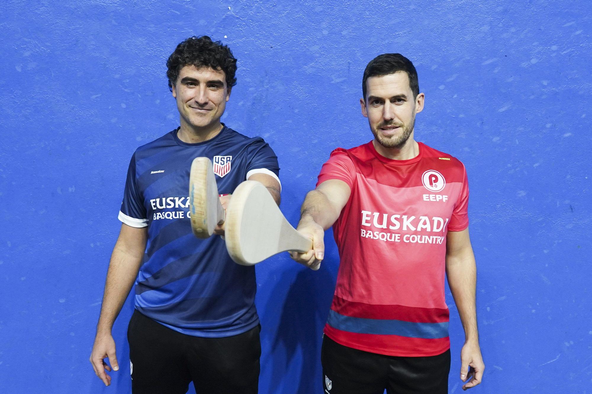 Los mungiarras Iker Goirizelaia y Ander Landeta defenderán diferentes banderas en la modalidad de paleta cuero en la Liga de Naciones.