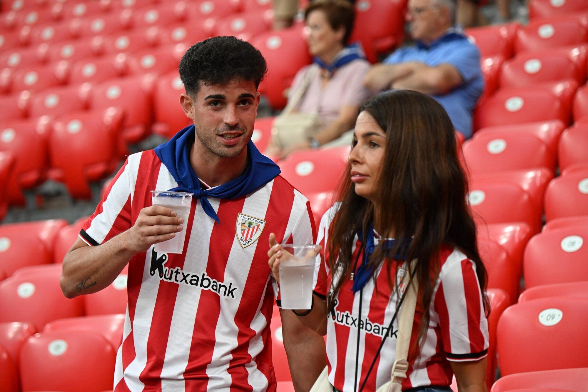 En imágenes: ¿Has estado en San Mamés viendo el Athletic-Sevilla? Búscate en nuestra galería