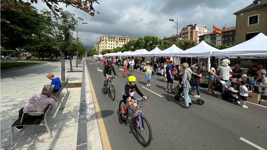 El paseo Colón de Irun se cerrará los domingos hasta las 15.00 horas