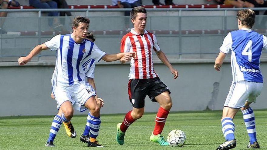 Instante del Athletic-Real Sociedad juvenil disputado el pasado domingo en Lezama. Foto: Oskar González